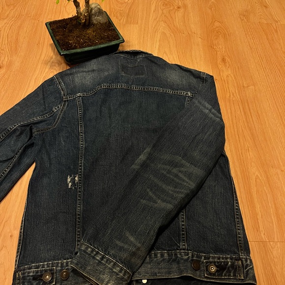 Medium Levi’s trucker jacket - Picture 11 of 11